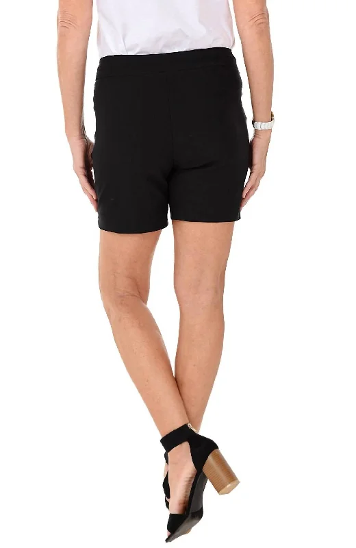 Bangladine Pull On Short In Black